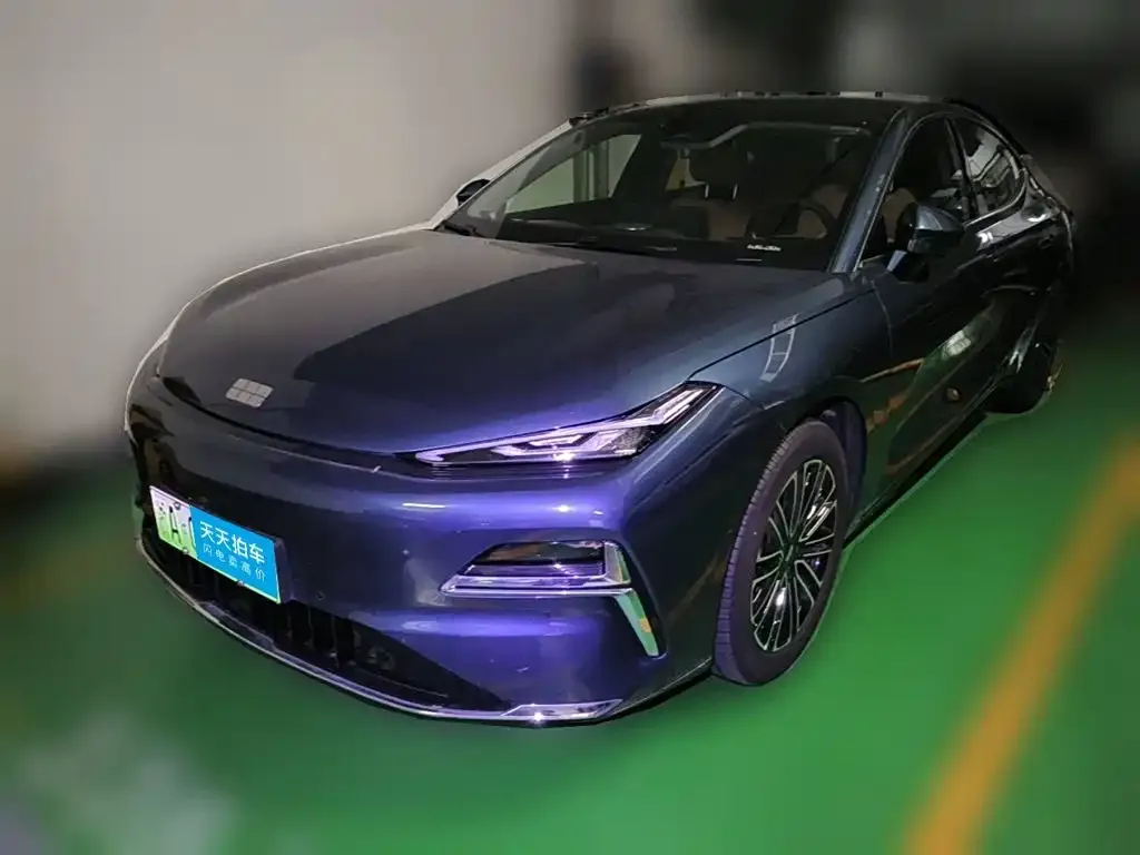 Geely Galaxy Galaxy Xingyao 8 130km EM-i Premium Edition